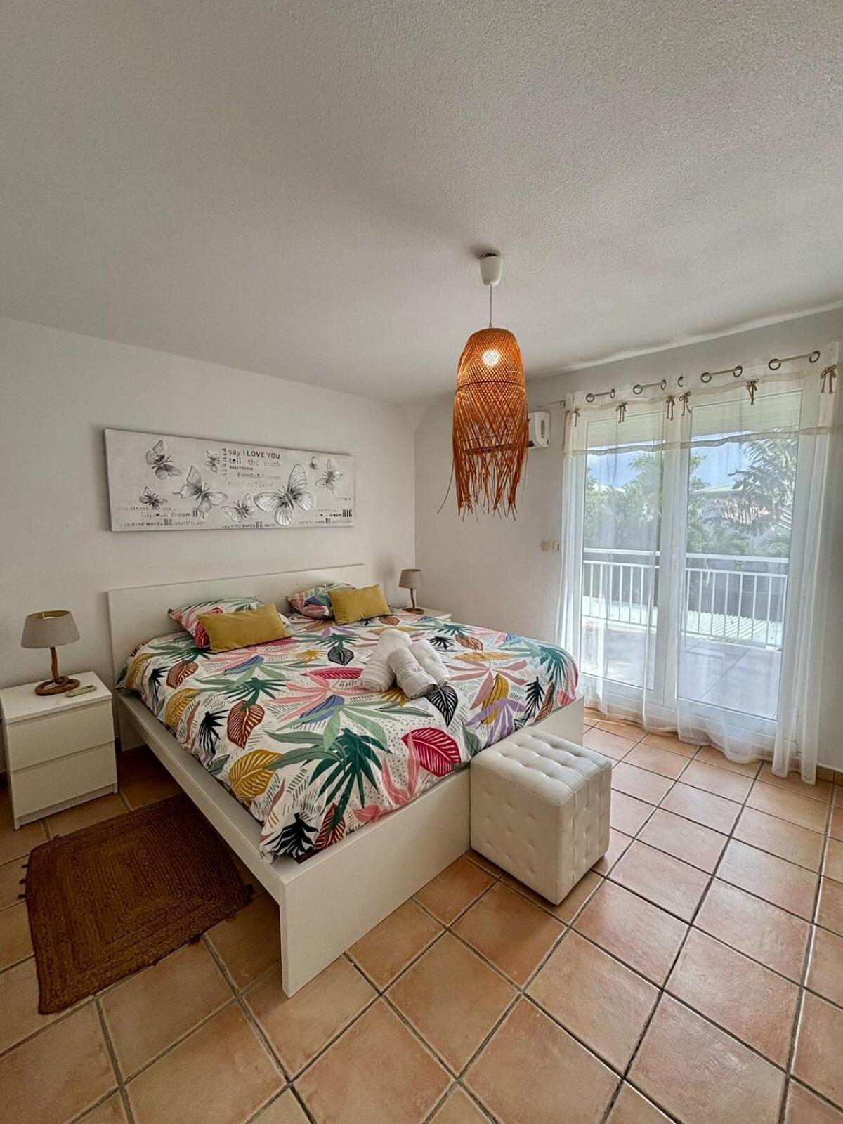 Villa Magellan, walkable Orient Bay beach, private pool Buitenkant foto