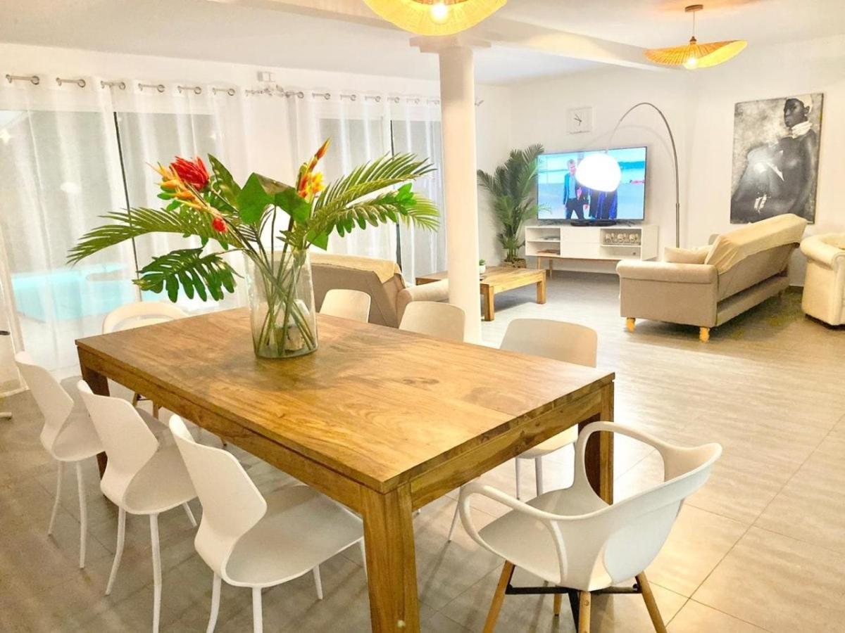 Villa Magellan, walkable Orient Bay beach, private pool Buitenkant foto